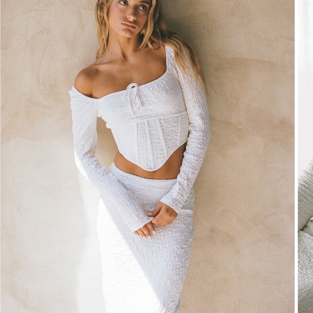 Sabo Skirt White Off-Shoulder Top